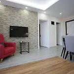 Bright House 5*
