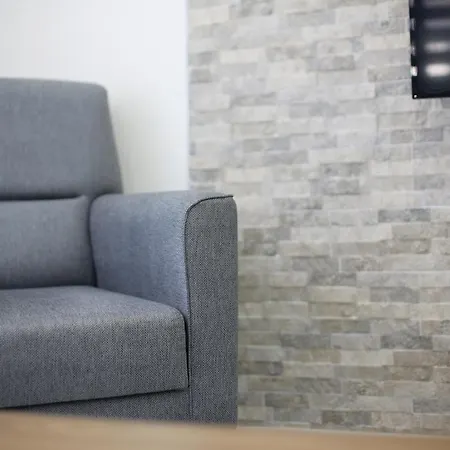 Bright House מלון