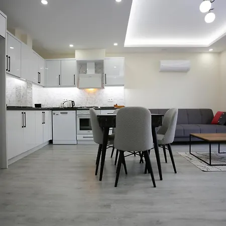 Bright House מלון 5*