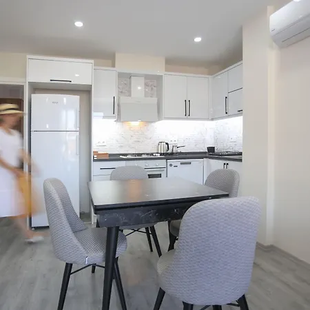 Bright House מלון 5*