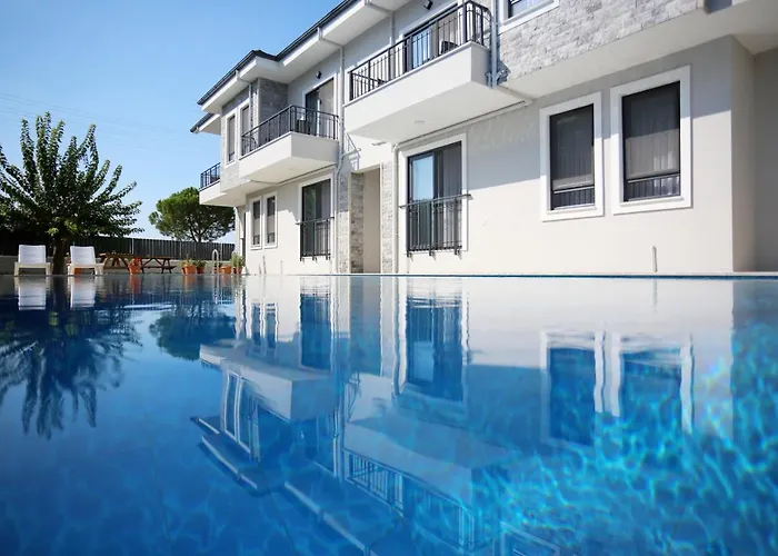 Bright House Szálloda 5*