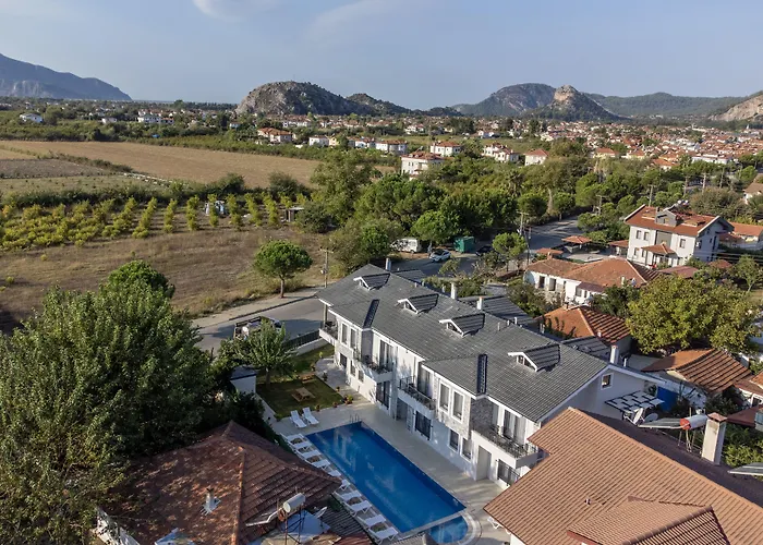 Bright House Szálloda 5*